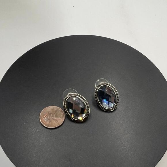 KIRKS FOLLY Faceted Checkerboard Oval Pierced Silver Tone Earrings 
15/16" - Picture 9 of 9